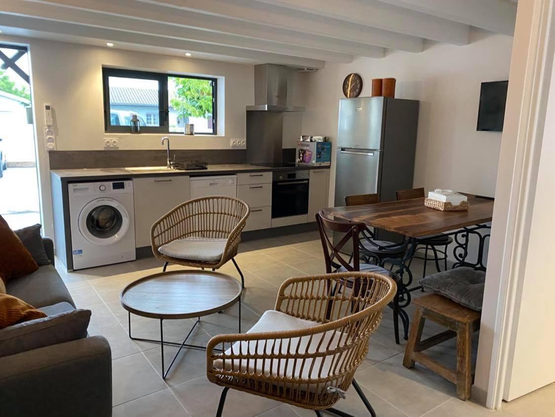 Appartement Du Centre ลาเตสเตอ-เดอ-บูค ภายนอก รูปภาพ